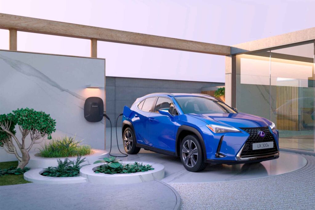 enchufable Lexus ux