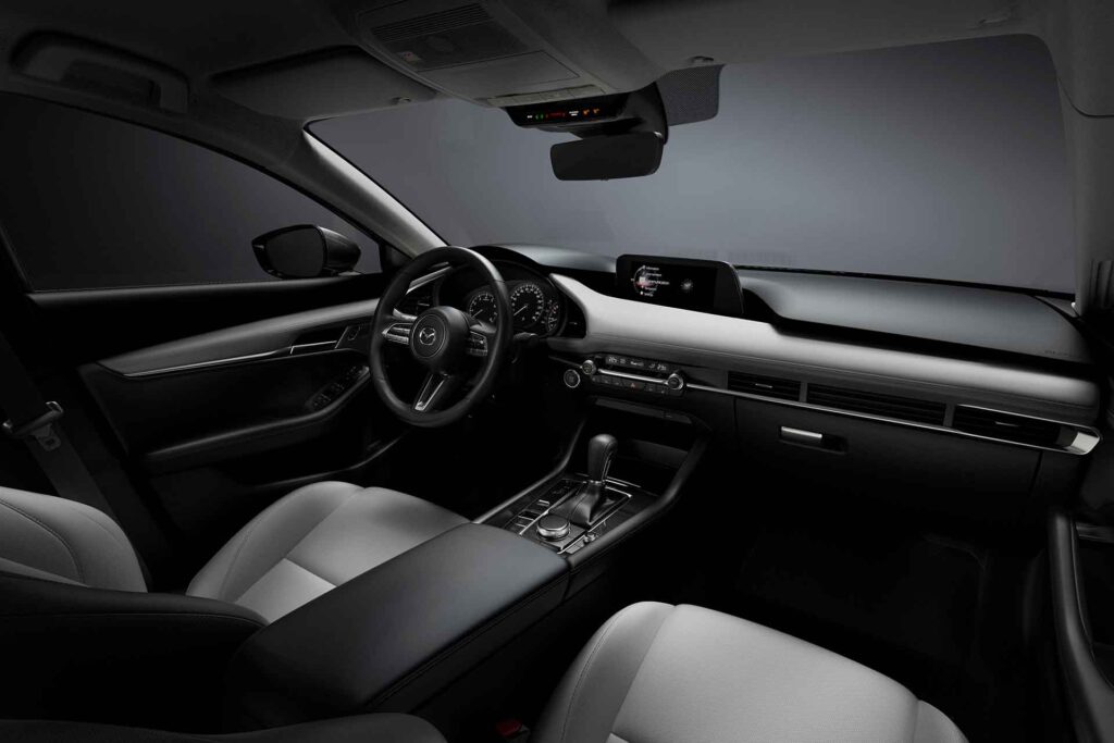 interior Mazda 3 sedan