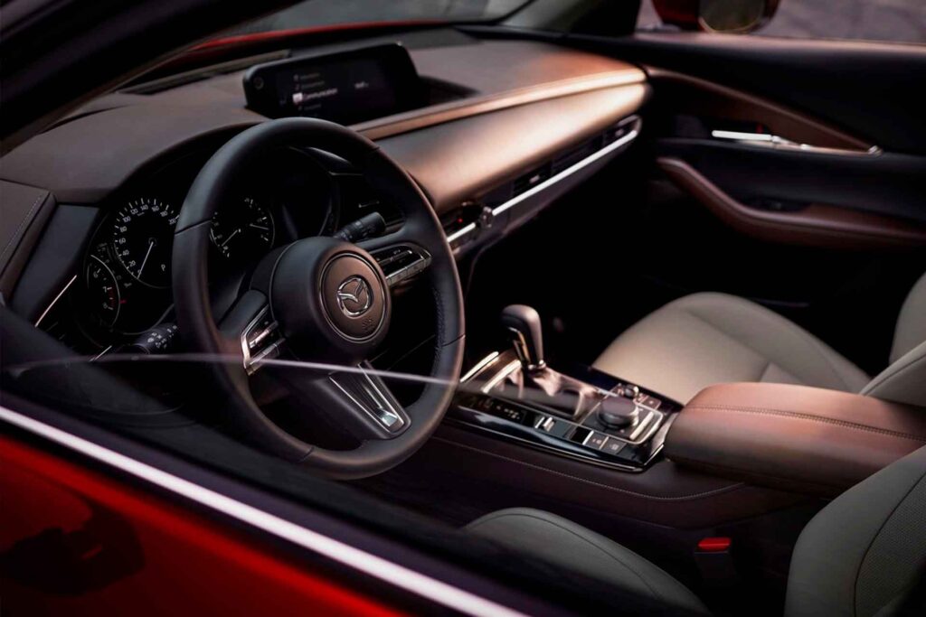 interior Mazda cx30