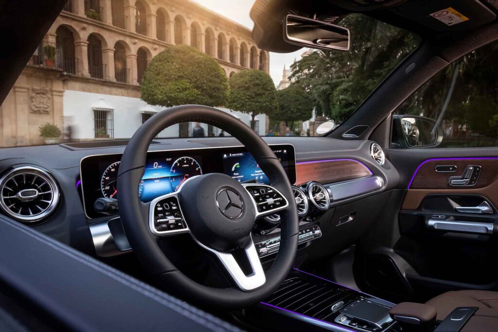 interior Mercedes glv