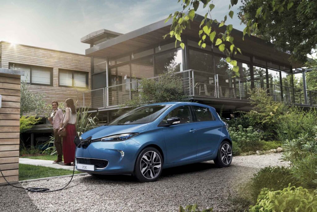 cargando Renault zoe