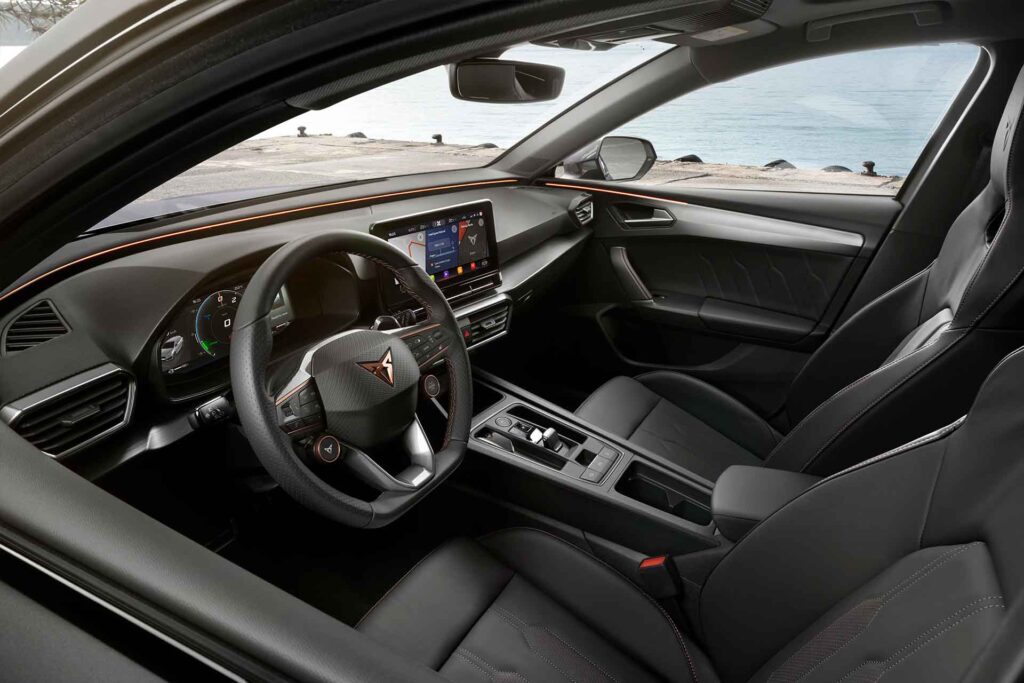 interior cupra leon st