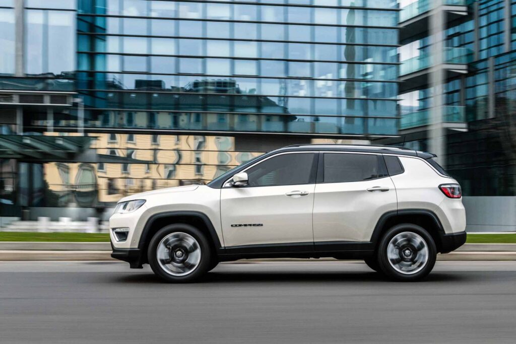 lateral jeep compass