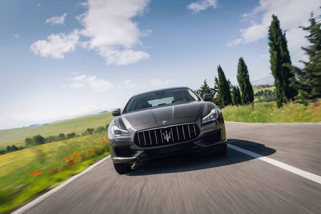 frontal maserati quattroporte