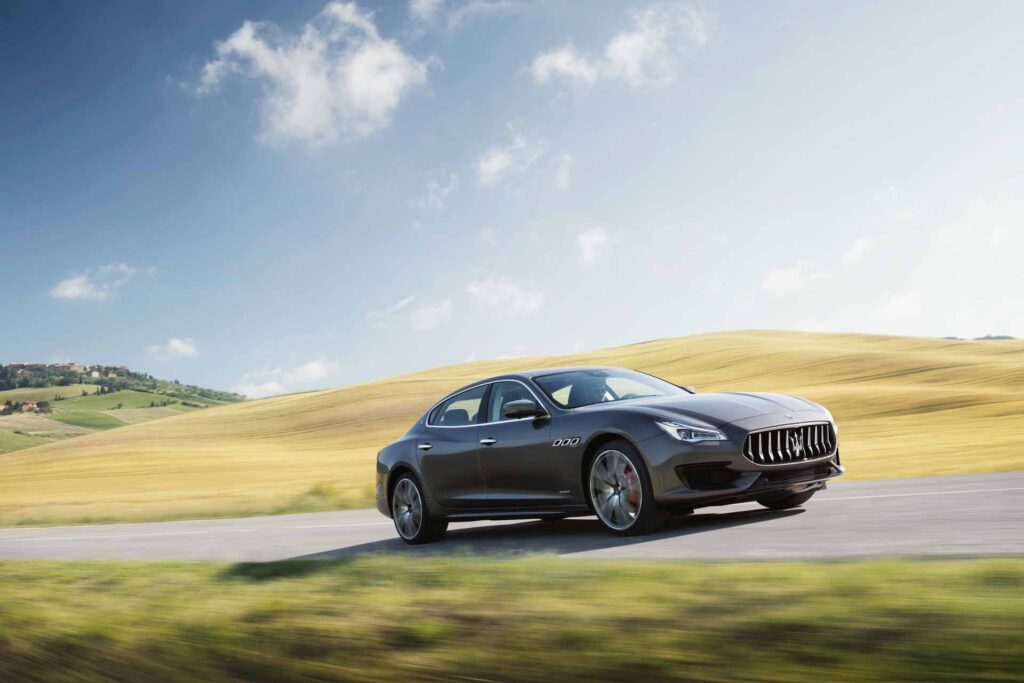 perfil maserati quattroporte