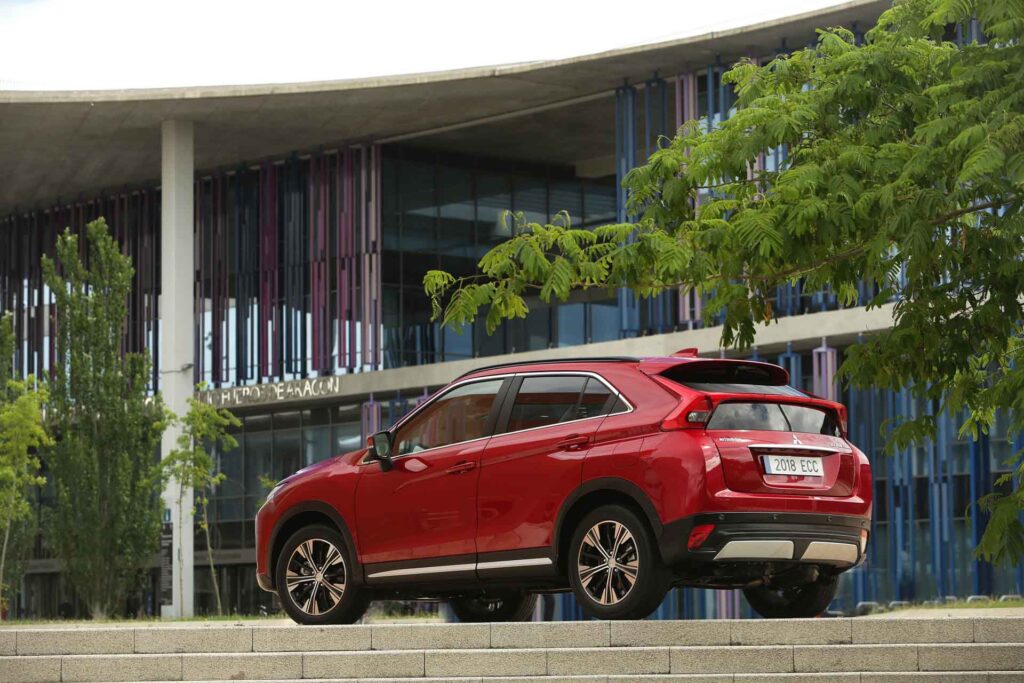 perfil mitsubishi eclipse cross