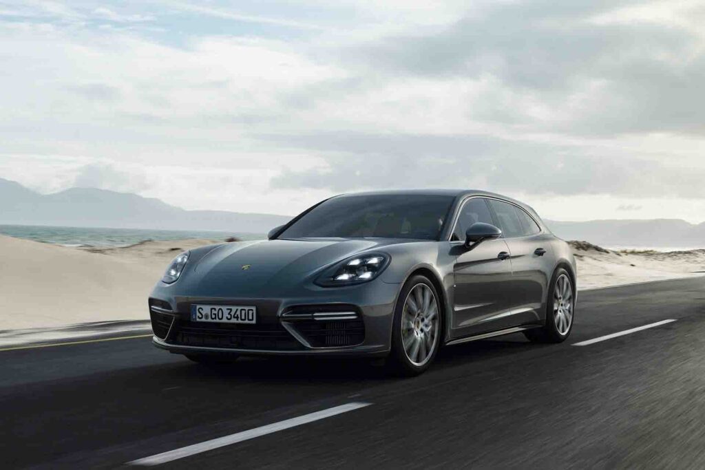 frontal porsche panamera