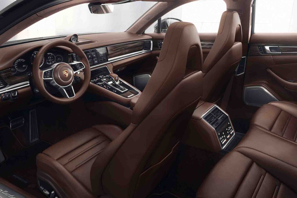 interior porsche panamera