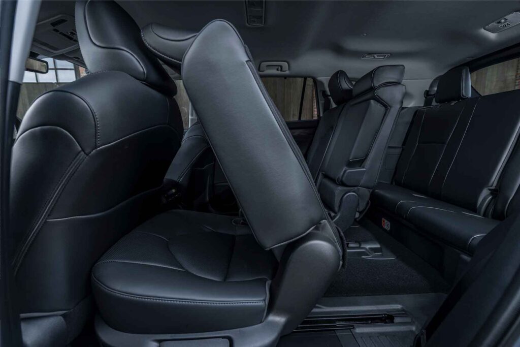 interior toyota highlander