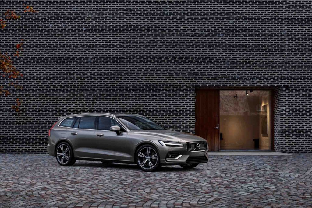 Lateral Volvo V60