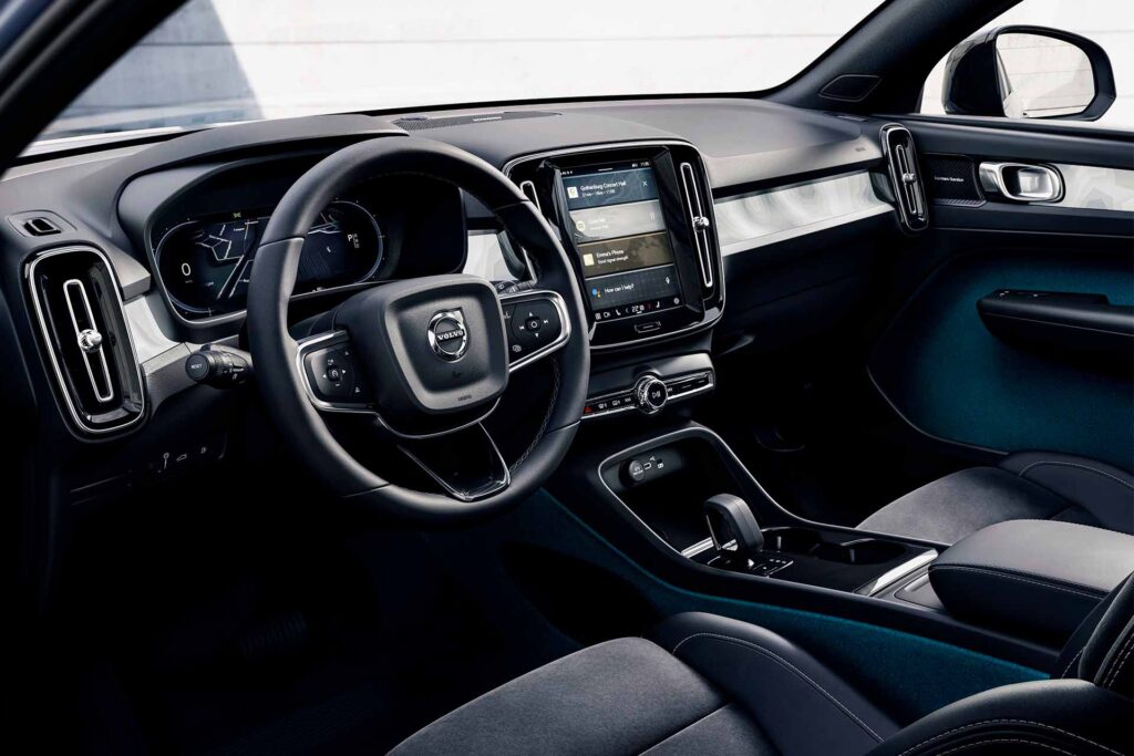 interior volvo c40